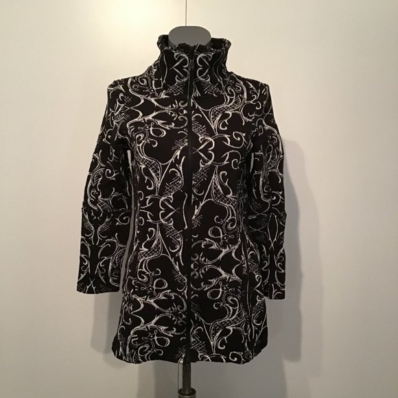 Tonia Debillis Roxie Jacket Logo Damask in Black and Ivory  Size M - Picture 2 of 12